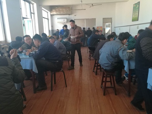 近日山西盛大鋼結構食堂被吃貨們擠爆啦，到底是何美味？