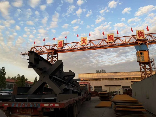 鋼結(jié)構(gòu)加工中，起重機操作技術(shù)交底